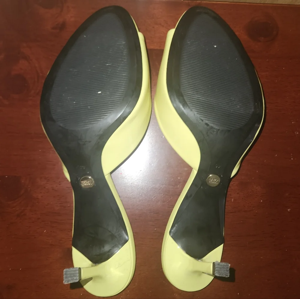 Stylish Lime Green Women's Zara Kitten Mules Size EU 40/ US 9 - 9.5 - Picture 8 of 10